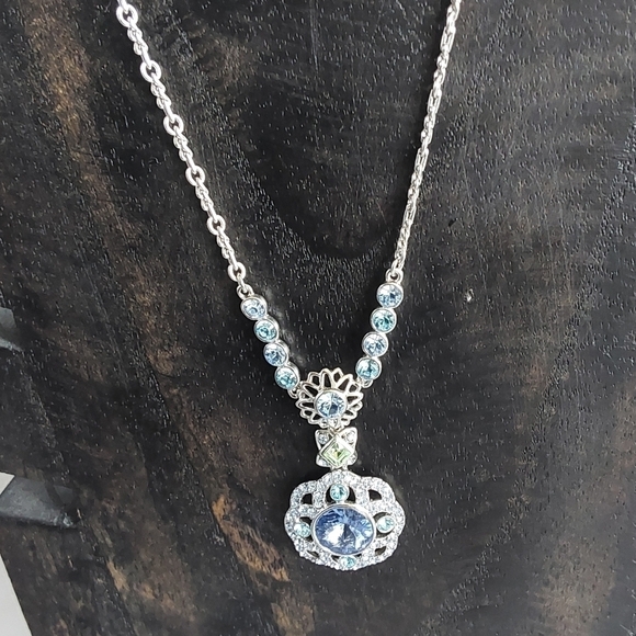 Givenchy SIGNED MULTICOLORED DIAMOND NECKLACE - Picture 2 of 6